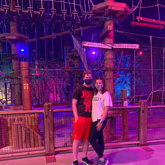 Meet your Posher, Paige - Picture 4 of 5